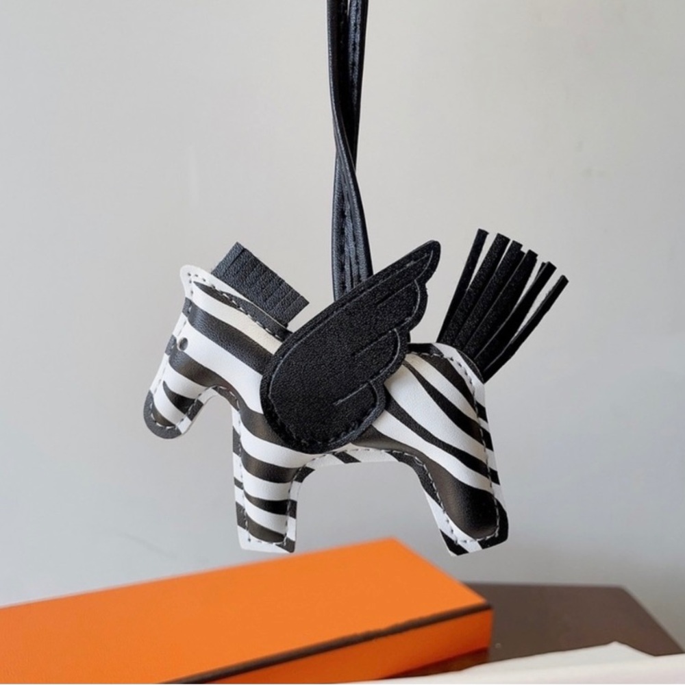 Rodeo Bag Charm black zebras